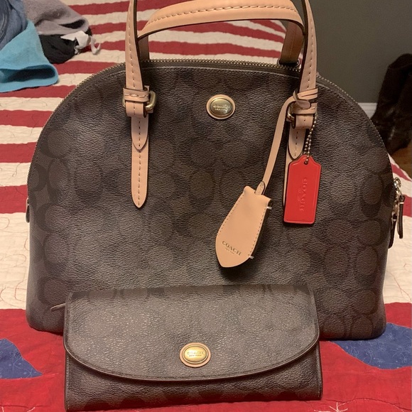 Coach purse and wallet - Picture 1 of 3